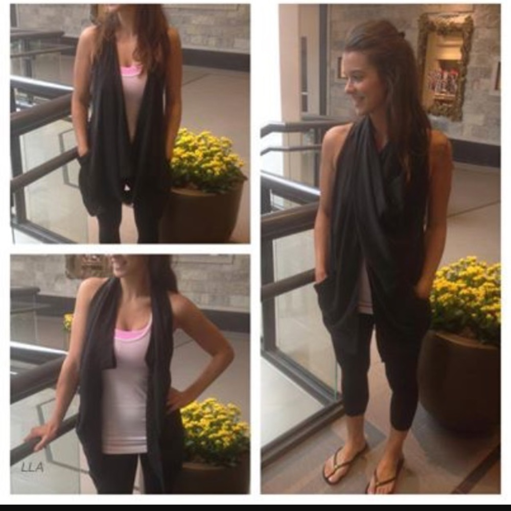 Lululemon sleeveless tranquility wrap